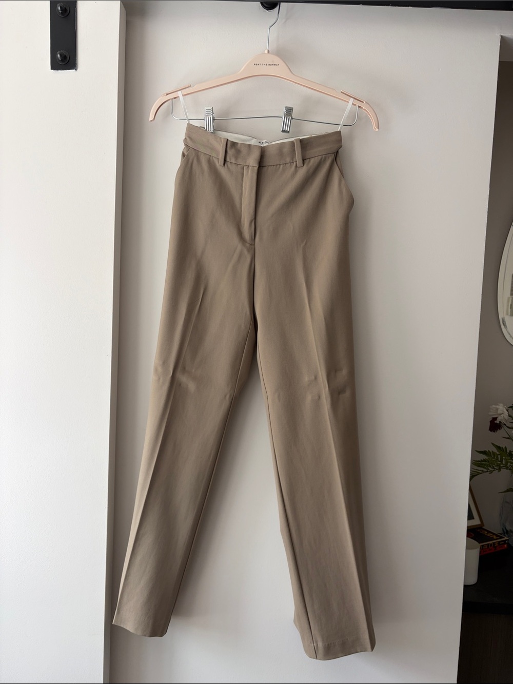 Aritzia Agency Pants in Camel / Tan